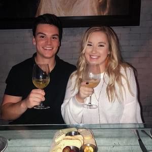 Meet your Posher, Monica